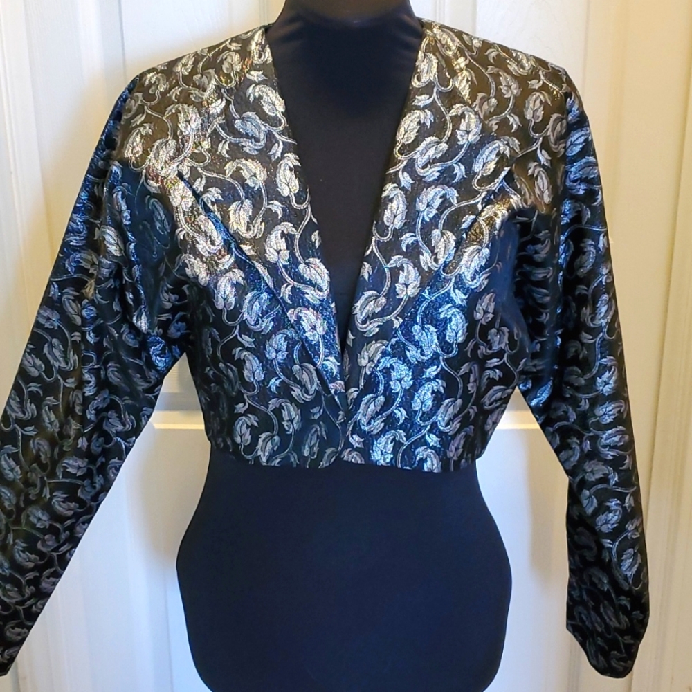 Bolero type jacket.